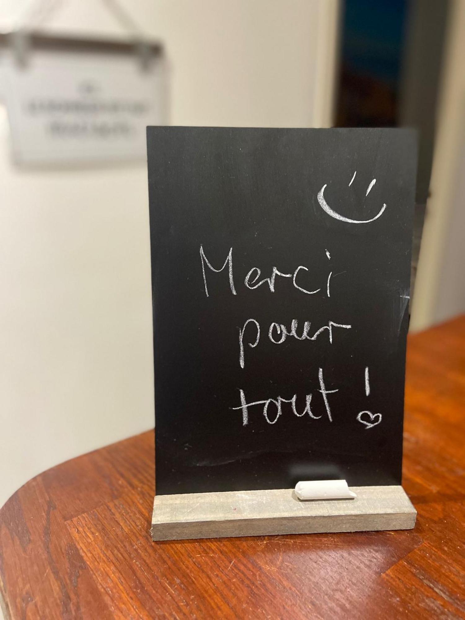 Sariette - Spacieux - Linge Hotelier - Fibre - Confort La Destrousse
